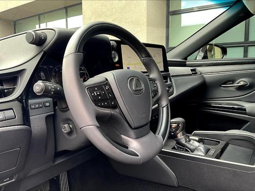 2023 Lexus ES 350 Luxury