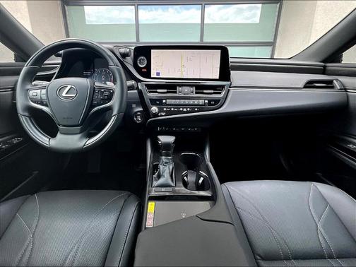 2023 Lexus ES 350 Luxury