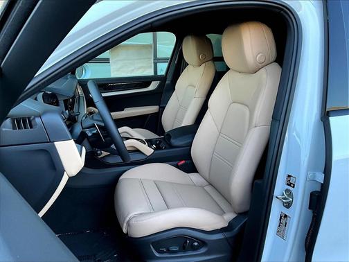 2026 Porsche Cayenne 