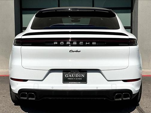 2025 Porsche Cayenne Turbo