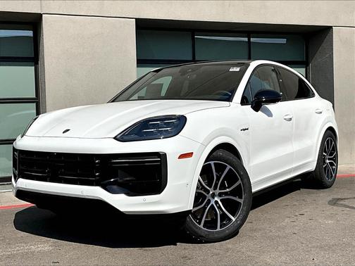 2025 Porsche Cayenne Turbo