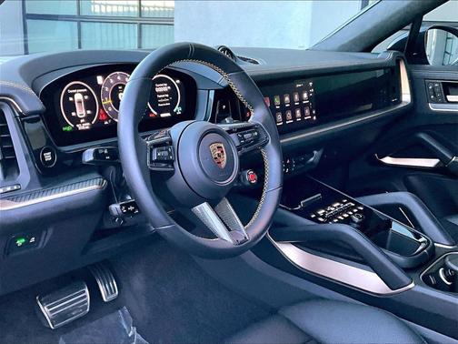 2024 Porsche Cayenne Turbo GT