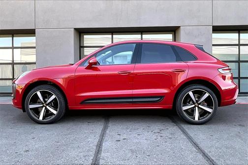 2025 Porsche Macan S