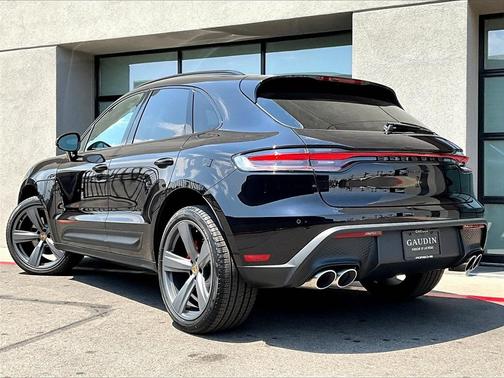 2025 Porsche Macan S