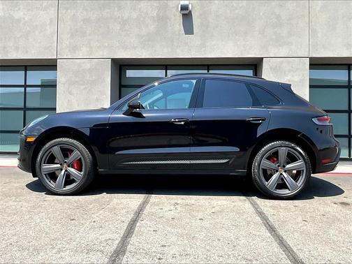 2025 Porsche Macan S