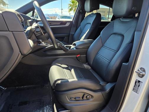 White 2025 Porsche Cayenne AWD