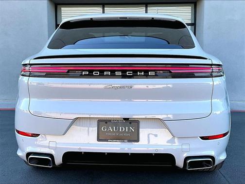 2026 Porsche Cayenne 