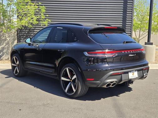 2025 Porsche Macan S