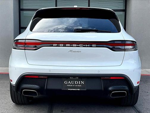 2026 Porsche Macan
