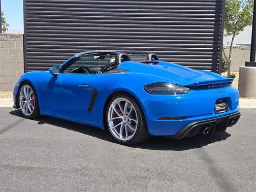 2023 Porsche 718 Spyder Base