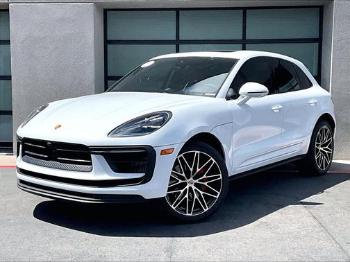 Carrara White Metallic 2023 Porsche Macan S