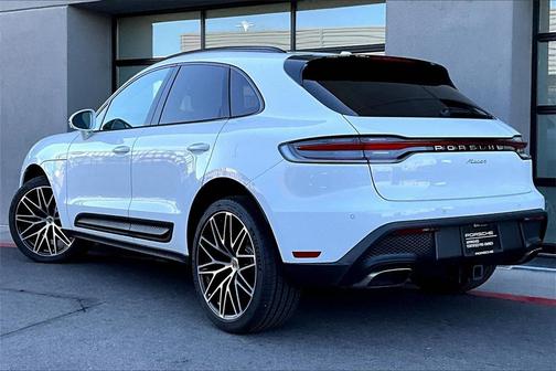 2025 Porsche Macan 