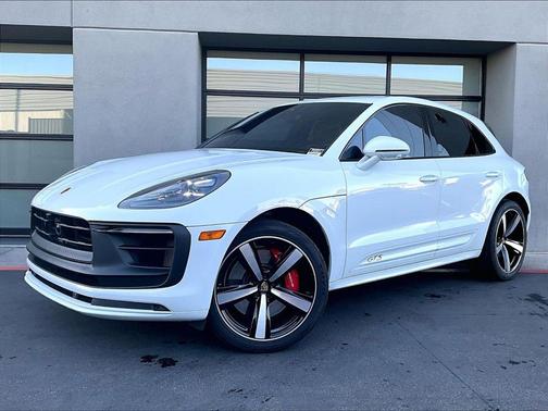 2024 Porsche Macan GTS