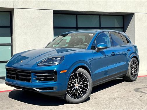 Montego Blue Metallic 2025 Porsche Cayenne Base