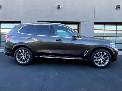 2023 BMW X5 sDrive40i
