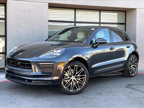 Volcano Grey Metallic 2025 Porsche Macan