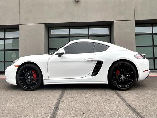 2018 Porsche 718 Cayman S