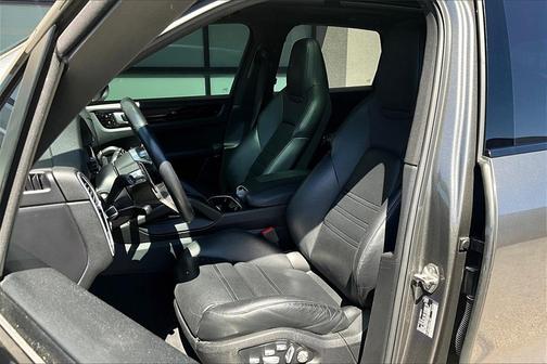 2019 Porsche Cayenne S