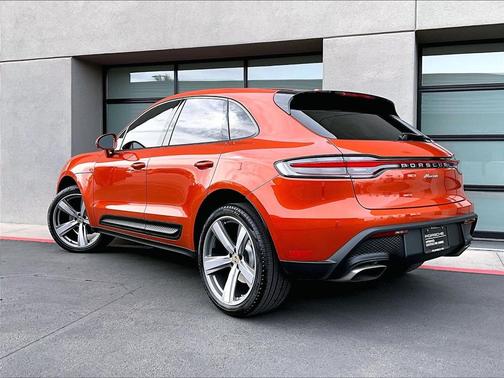2023 Porsche Macan 