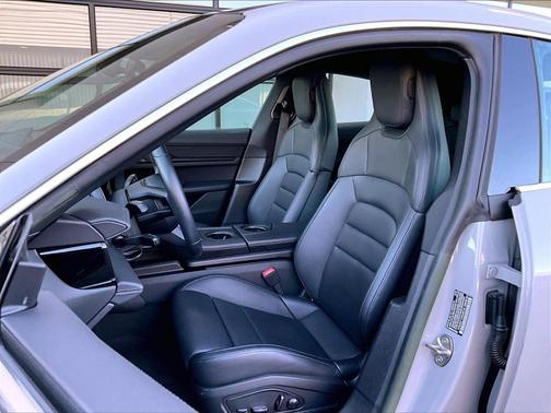 2023 Porsche Taycan 4S