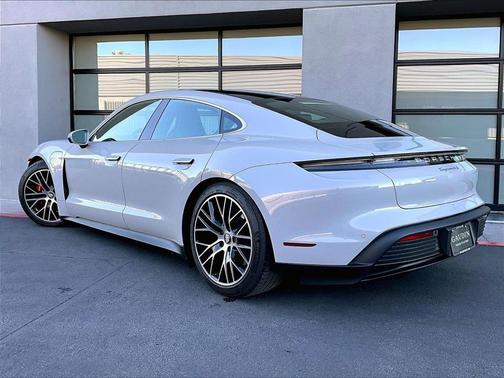 2023 Porsche Taycan 4S