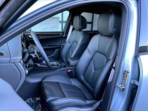 2026 Porsche Macan T