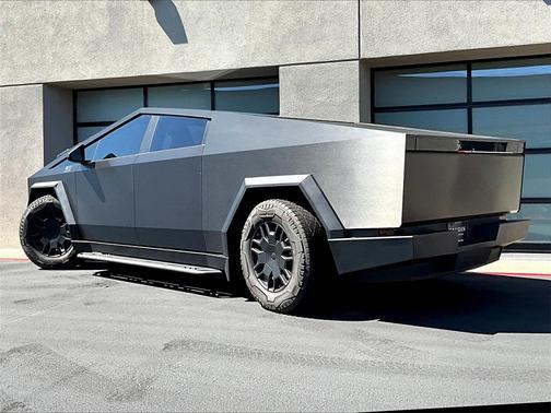 2024 Tesla Cybertruck Base
