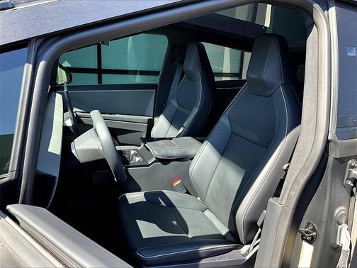 2024 Tesla Cybertruck Base