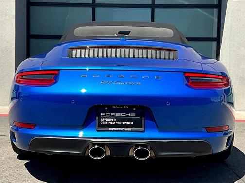 2017 Porsche 911 Carrera