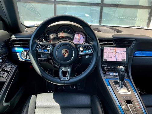 2017 Porsche 911 Carrera