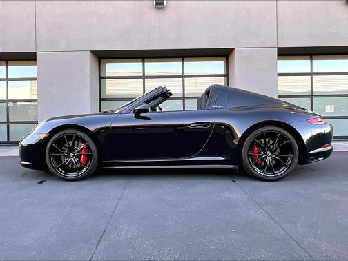 2018 Porsche 911 Targa 4S