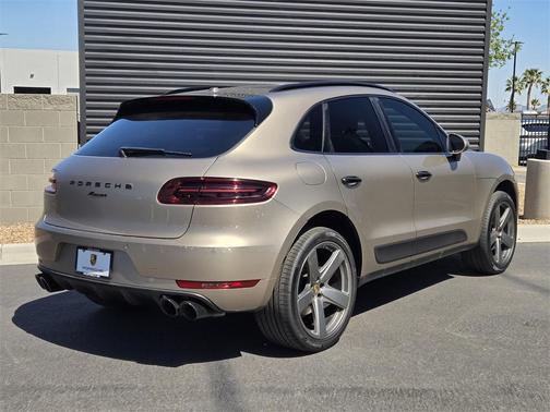 2018 Porsche Macan
