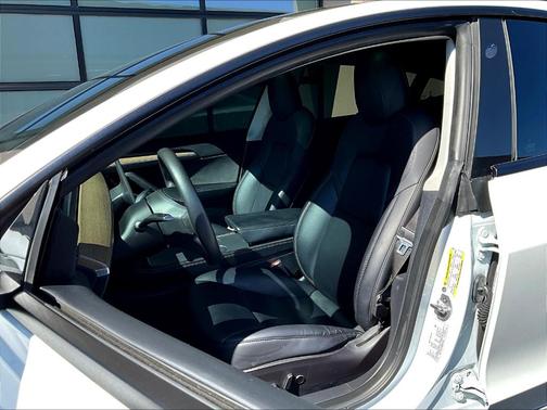 2022 Tesla Model 3 Base