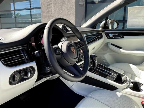 2026 Porsche Macan T