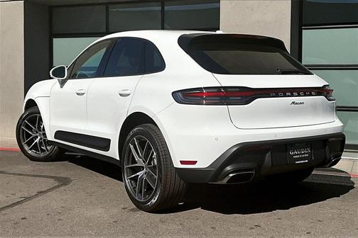 2025 Porsche Macan