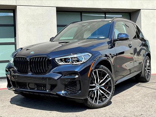2022 BMW X5 M50i