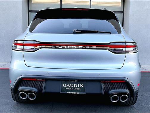 2026 Porsche Macan 