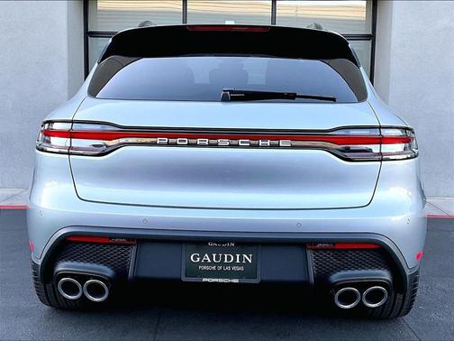 2026 Porsche Macan 