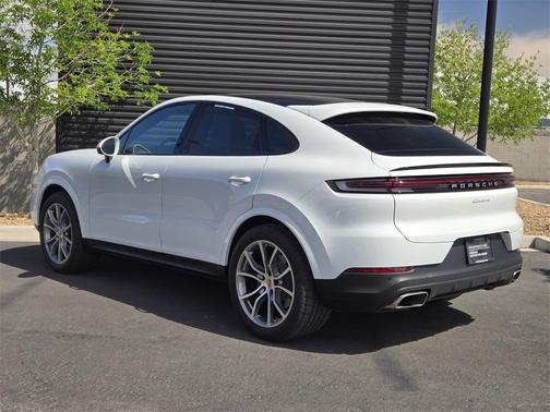 2024 Porsche Cayenne AWD