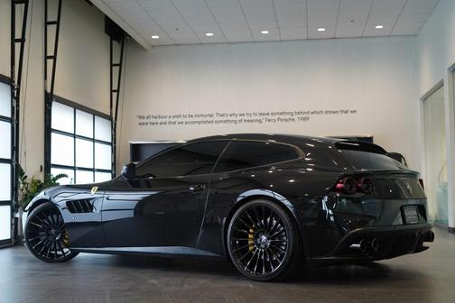 2018 Ferrari GTC4Lusso T