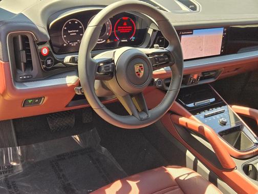 Quartzite Grey Metallic 2025 Porsche Cayenne Base