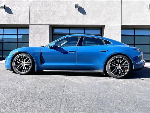 2024 Porsche Taycan 4S