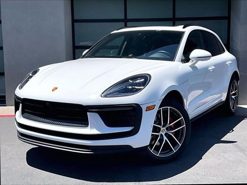 White 2023 Porsche Macan S