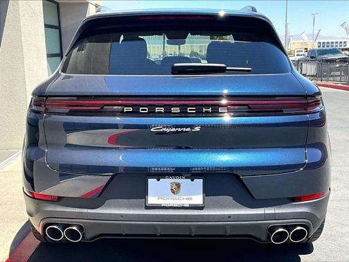 Blue Metallic 2026 Porsche Cayenne S