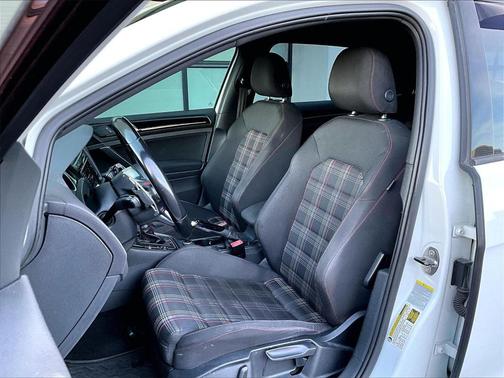 2015 Volkswagen Golf GTI S