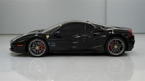2019 Ferrari 488 GTB Base