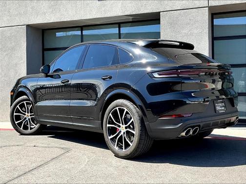 2024 Porsche Cayenne S Coupe AWD