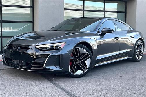 2022 Audi RS e-tron GT Base