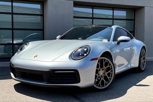 2021 Porsche 911 Carrera