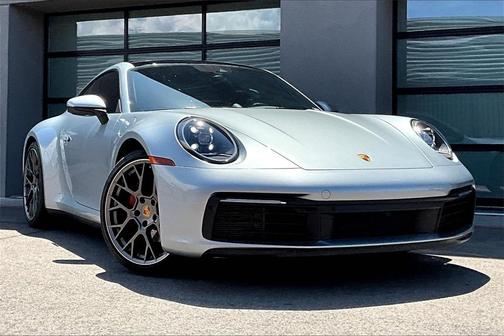 2021 Porsche 911 Carrera